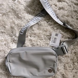 NWT LULULEMON Belt Bag